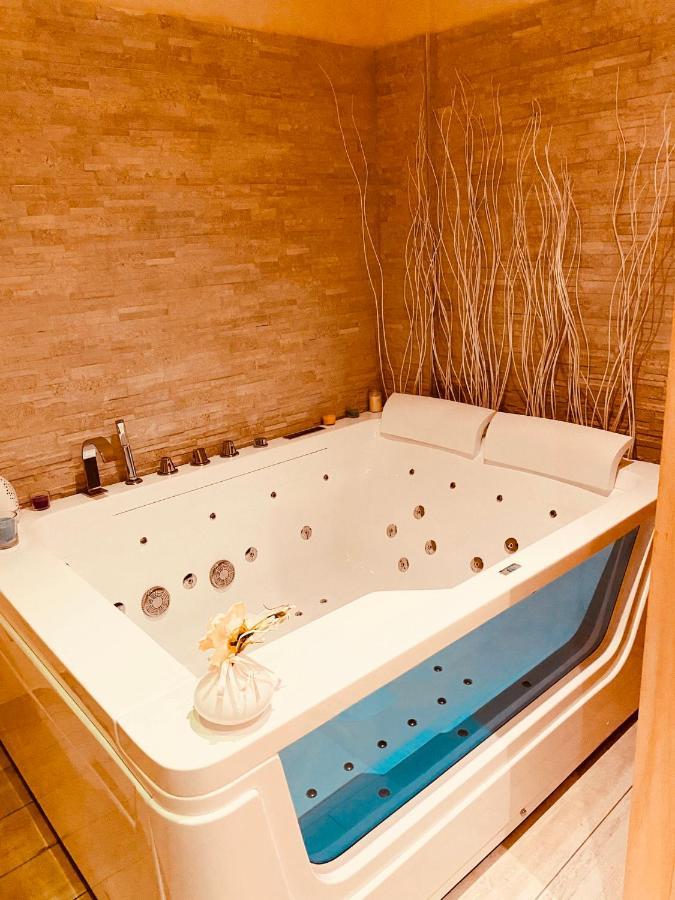 Yourhome - La Meta Perfetta Rooms&Spa Dış mekan fotoğraf